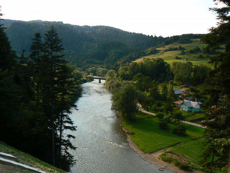 Poprad niedaleko Muszyny fot. beskidsadecki.eu