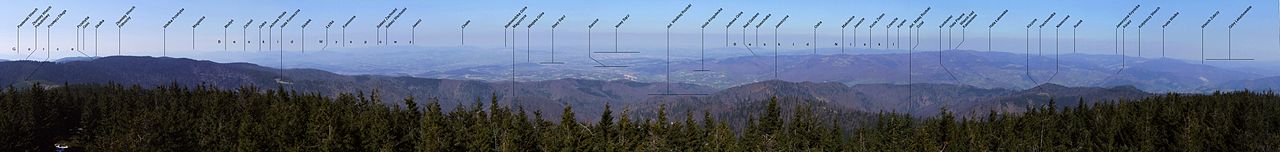 Widok na Pasmo Jaworzyny z Radziejowej ;; fot. Jerzy Opioła, licencja: [CC BY-SA 4.0] https://pl.wikipedia.org/ (https://creativecommons.org/licenses/by-sa/4.0/)