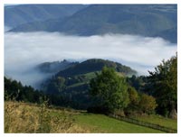 Mgły w dolinie Popradu widziane z Kordowca