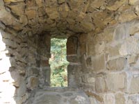 Zamek w Rytrze - widok z okna zamkowego  AdamoKrzy