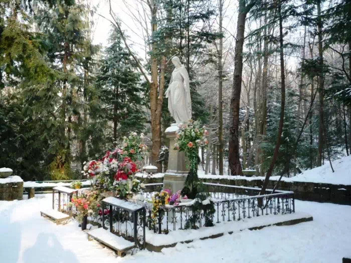 Lene Sanktuarium Matki Boej Krlowej Krynickich Zdrojw fot. Inemuri