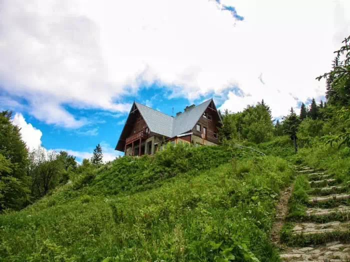 Jaworzyna Krynicka - schronisko  fot. Robert Zieliski