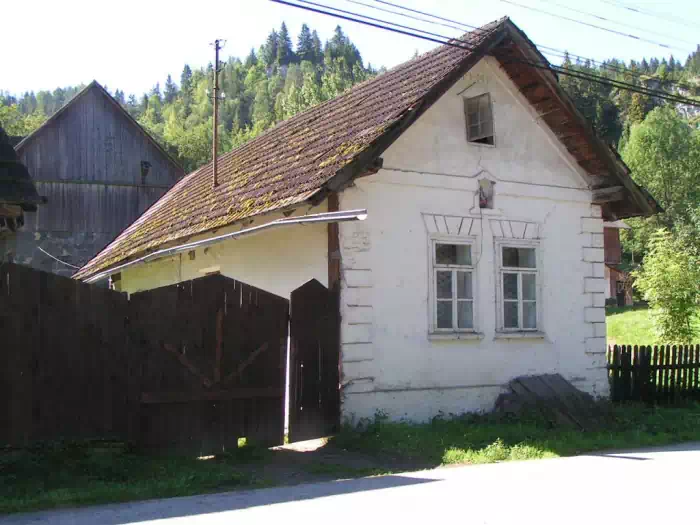Stary dom w Jaworkach fot. JacekJurek