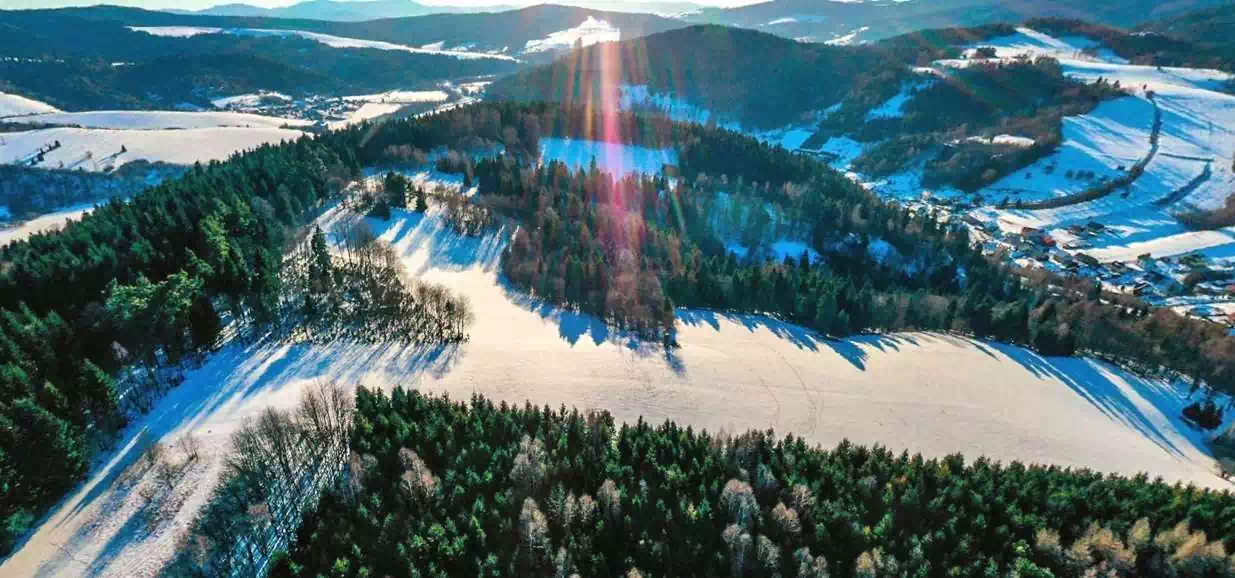  Łysówka ( 617 m n.p.m.) panorama