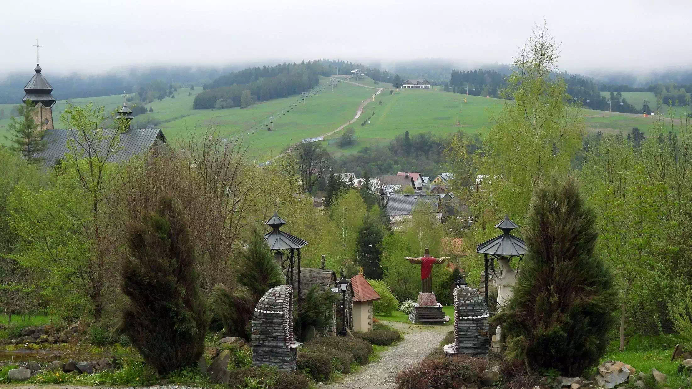  Szubienica ( 687 m n.p.m.) panorama